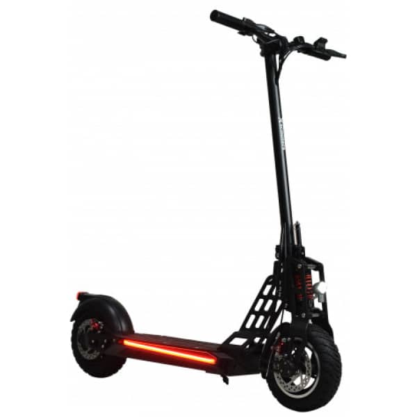 Elektrická kolobežka X-Scooters XS04-čierna-spredu-2